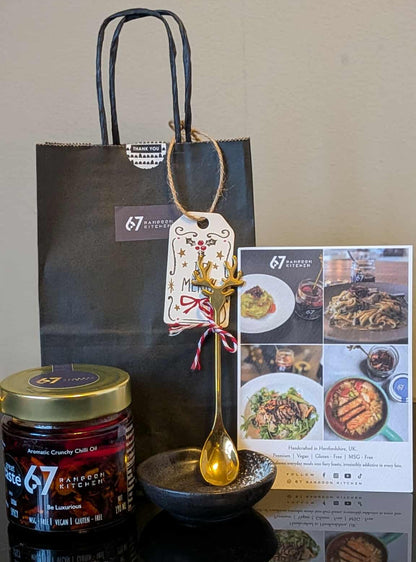 Single Jar Christmas Gift set - Aromatic Crunchy Chilli Oil Jar 190ml   ( Extra Spicy )